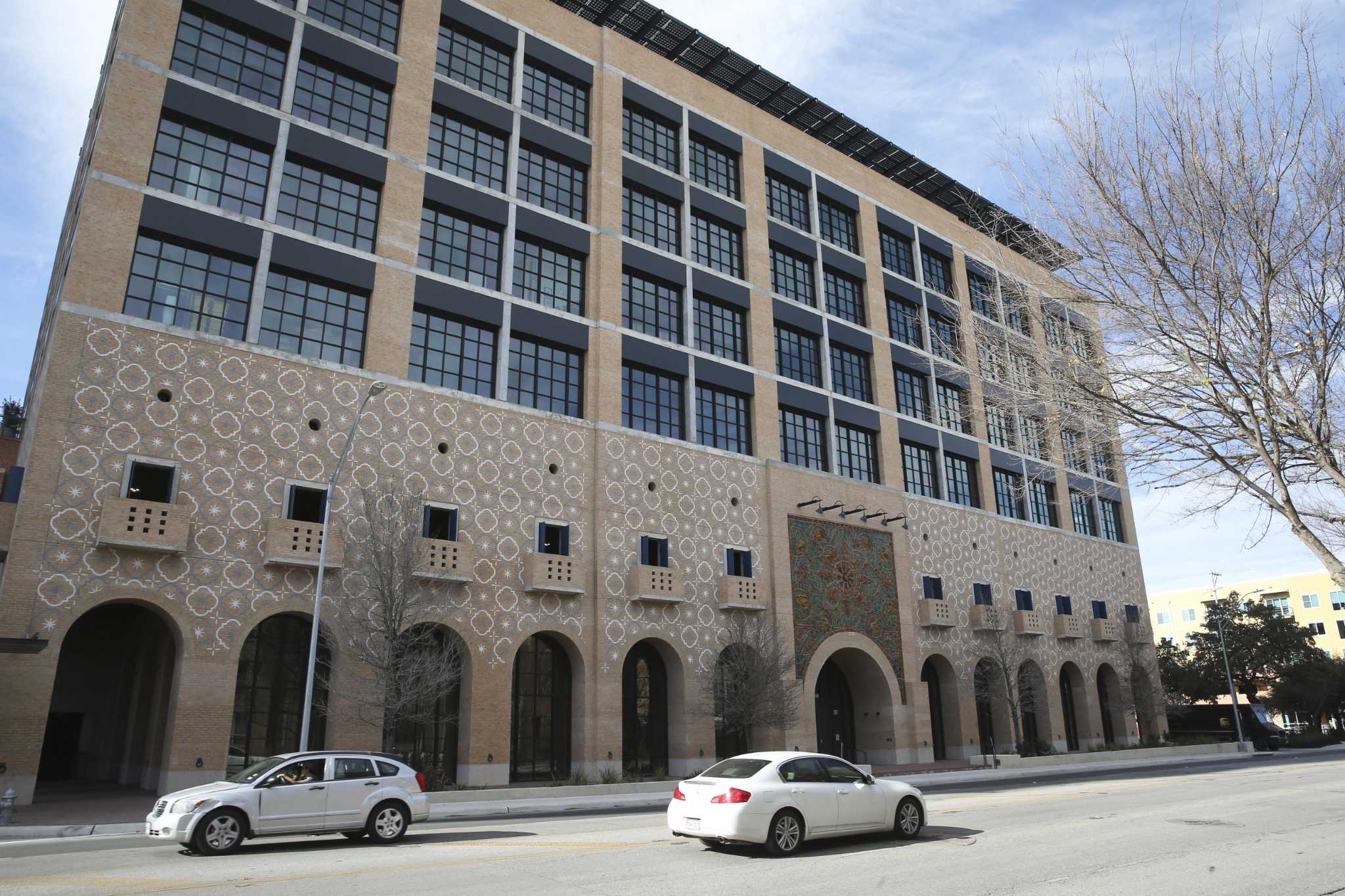 Skyline: Firm consolidating offices and moving into new Broadway building - Vimarsana News