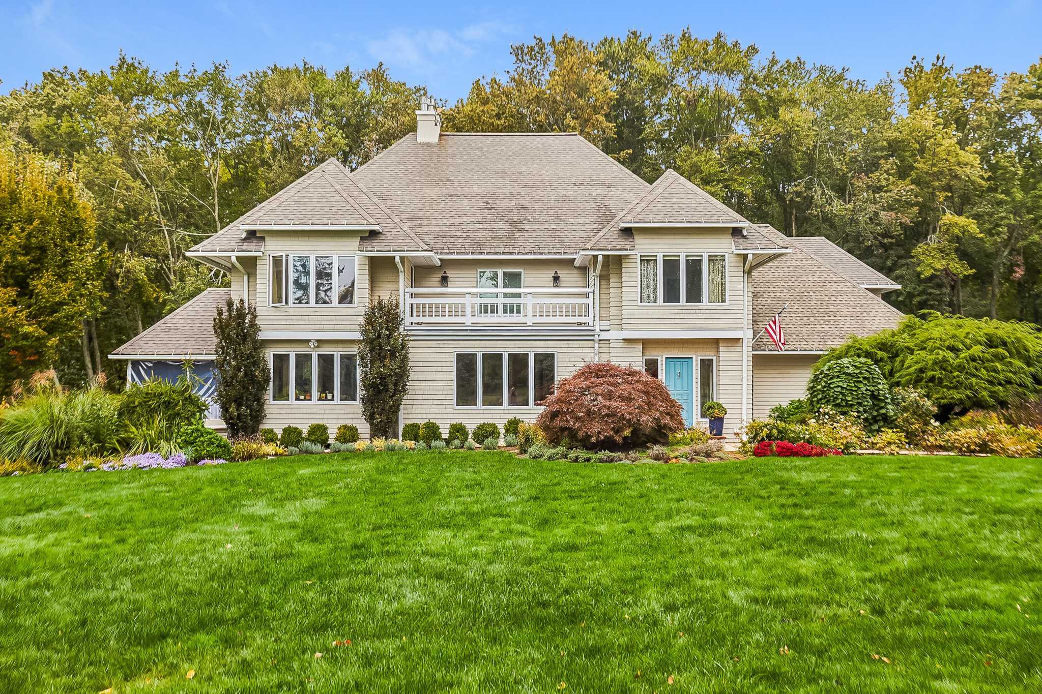 On the Market: Energy-efficient home great for entertaining - Vimarsana News