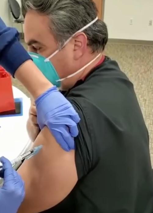 First Laredo councilman receives COVID-19 vaccine - Vimarsana News