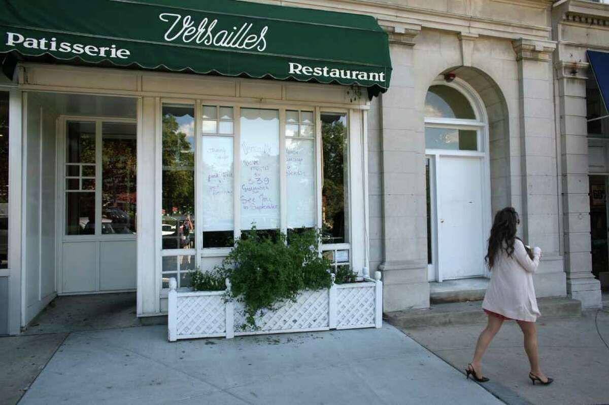 Surge of eateries hits avenue