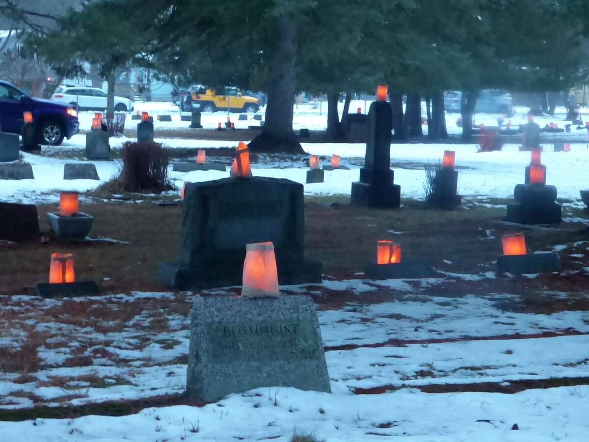 Winter Solstice observance held at Kaleva cemetery