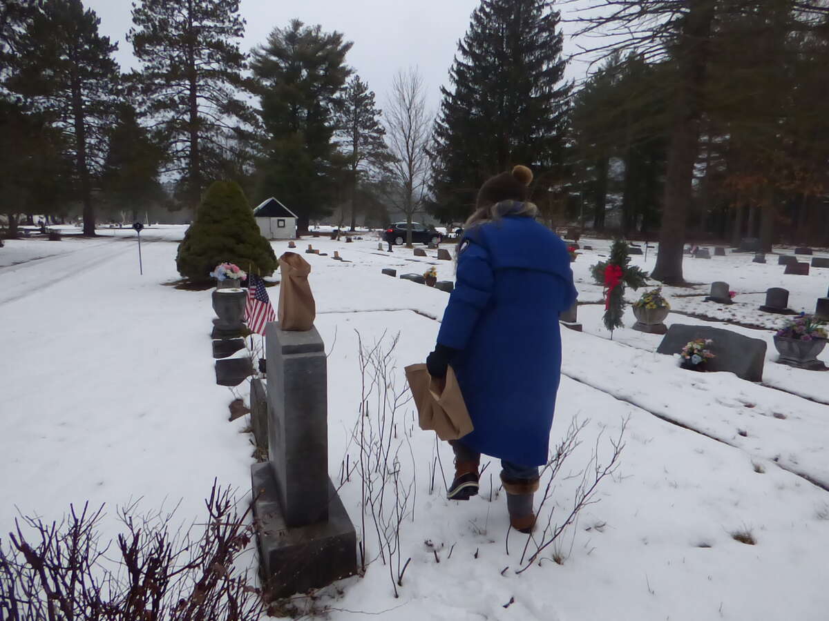Winter Solstice observance held at Kaleva cemetery