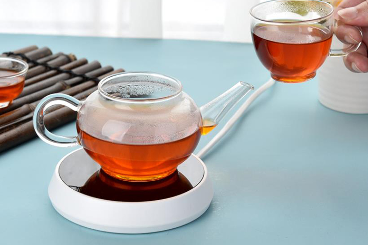 Keep your coffee hot all day with this warming gadget