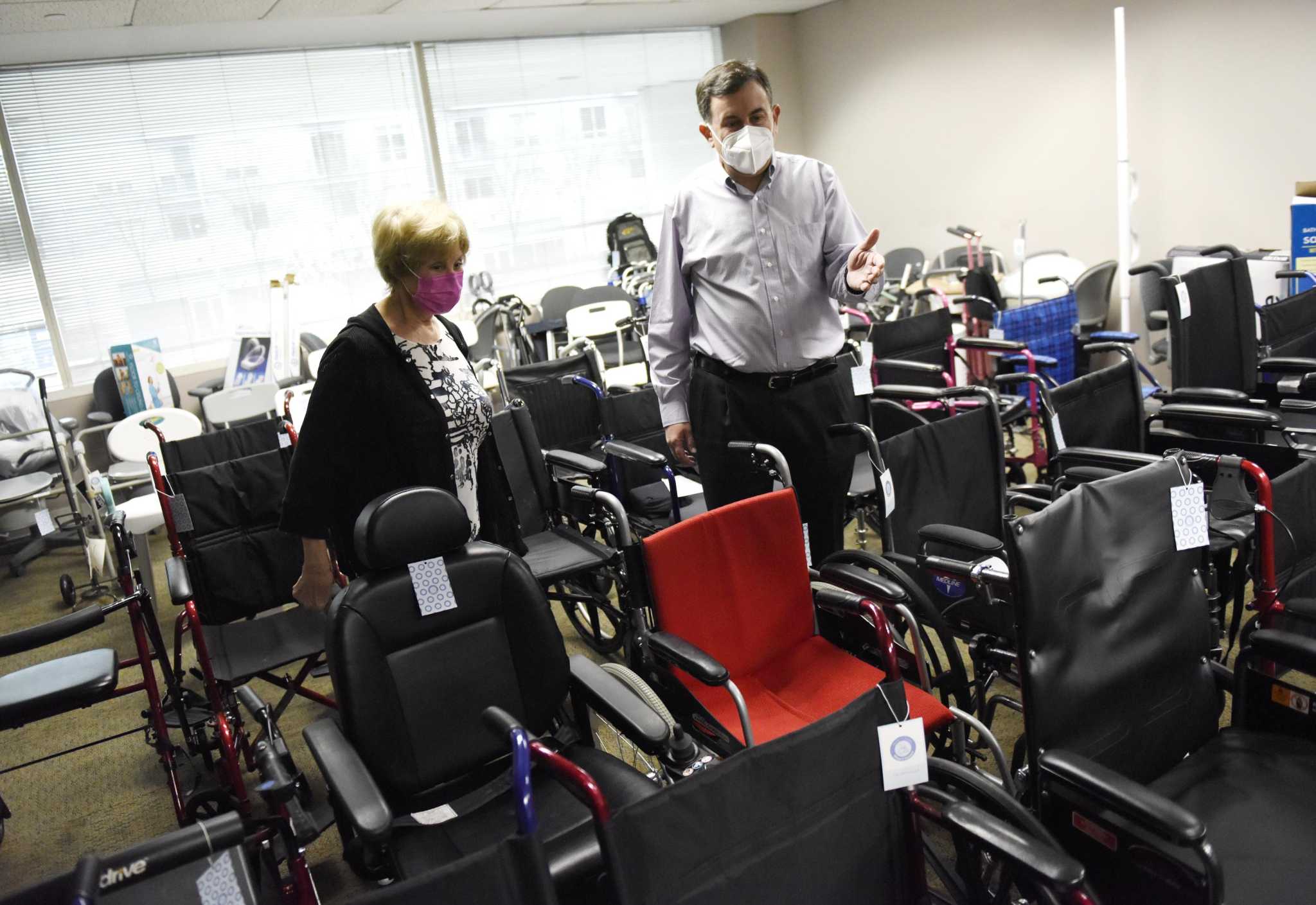New Stamford-based 'library' lends wheelchairs and walkers instead of books - Vimarsana News