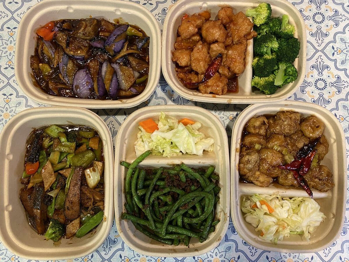 Cozy Wok is a new Chinese vegetarian takeout spot in East Oakland.