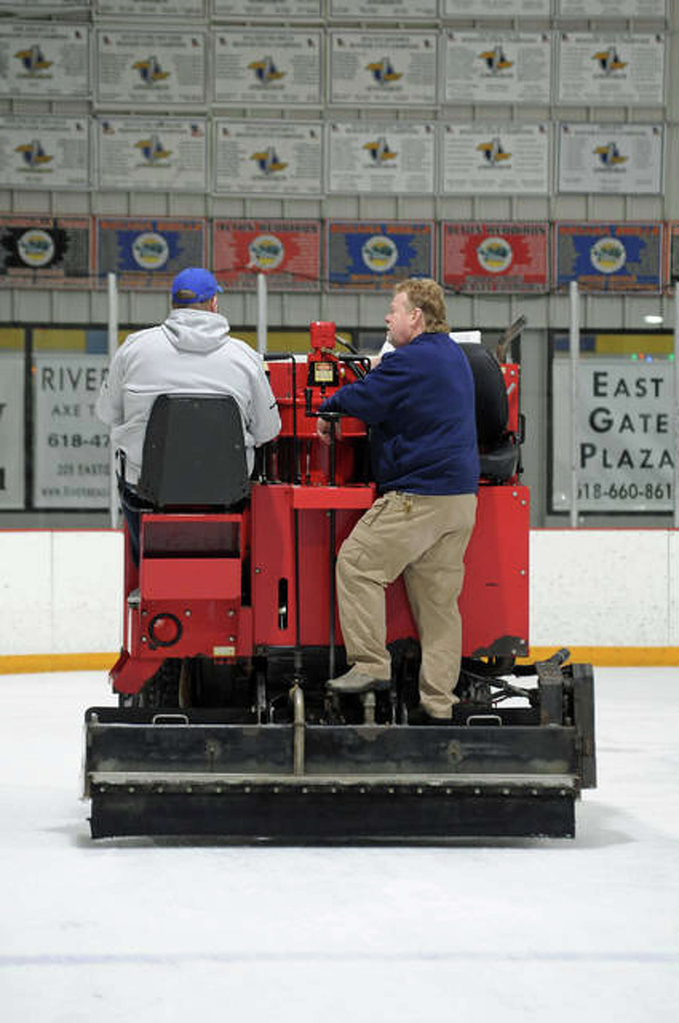 ‘A great adventure’ Zamboni school held in East Alton