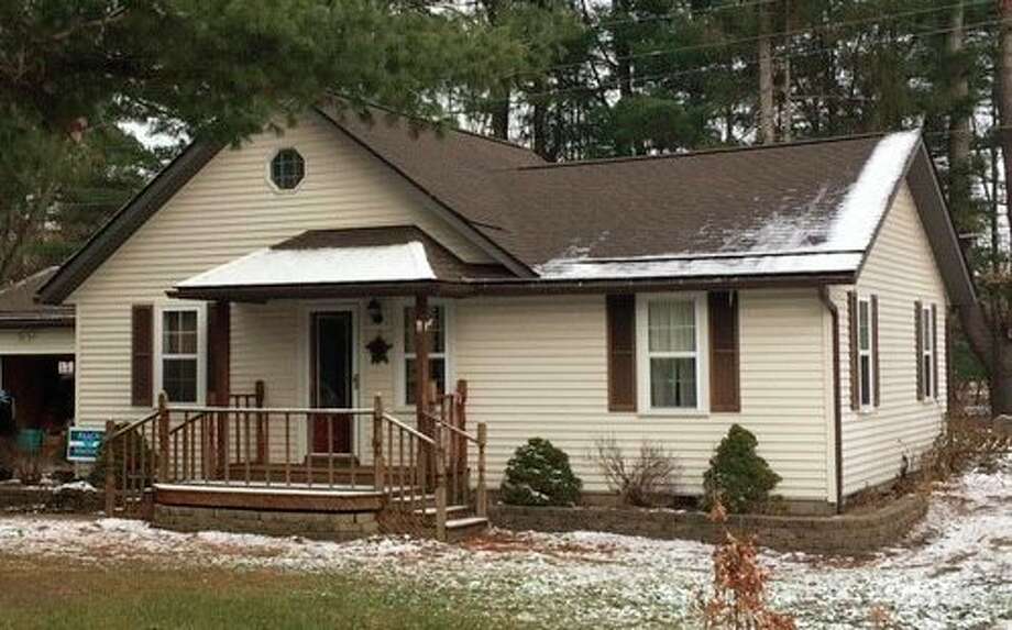 The roof Michigan Lakeside Builders put on Tonya Lunsford's home. (Photo provided/Amanda King)