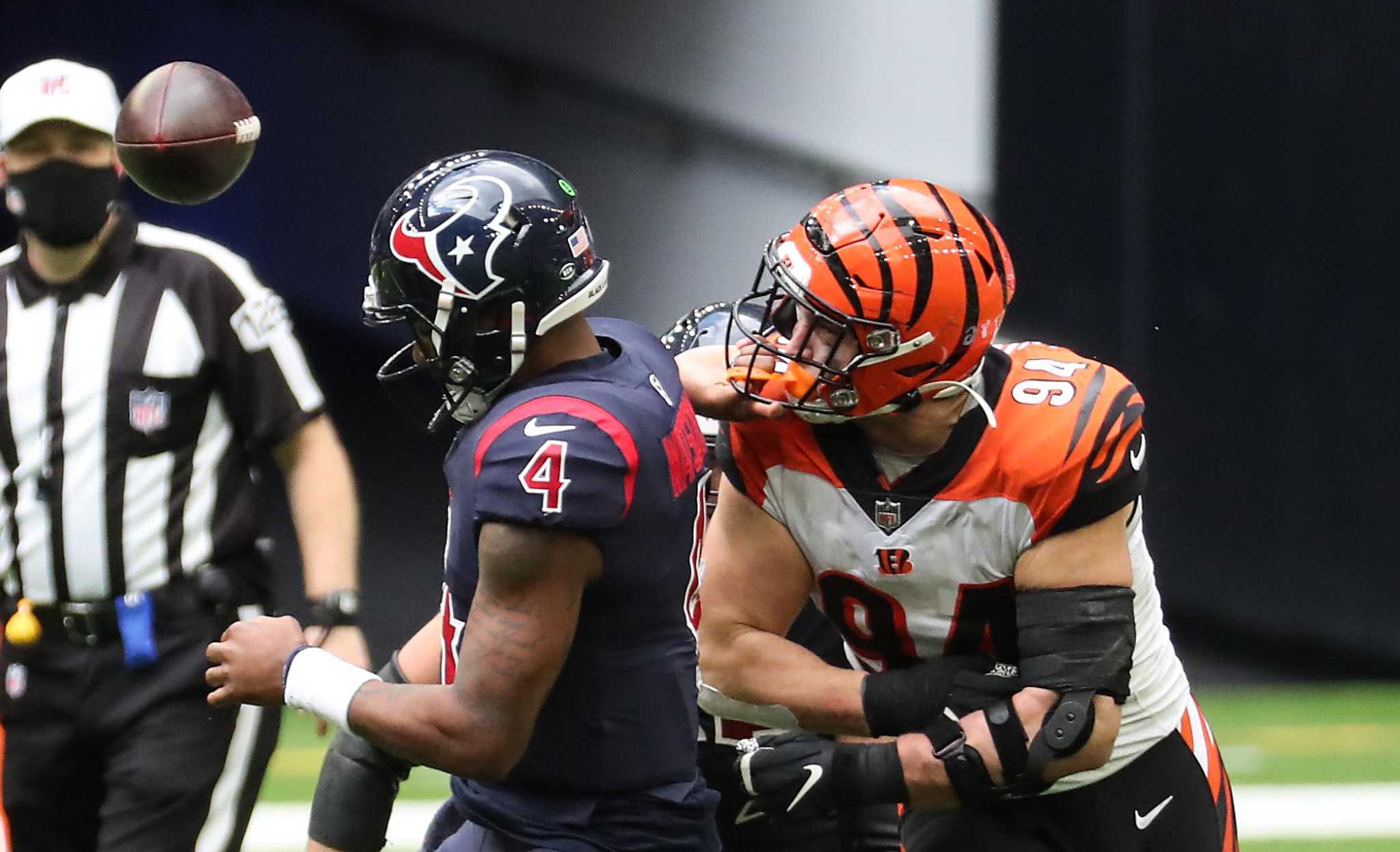 Sam Hubbard's former coach, school celebrate fumble return TD