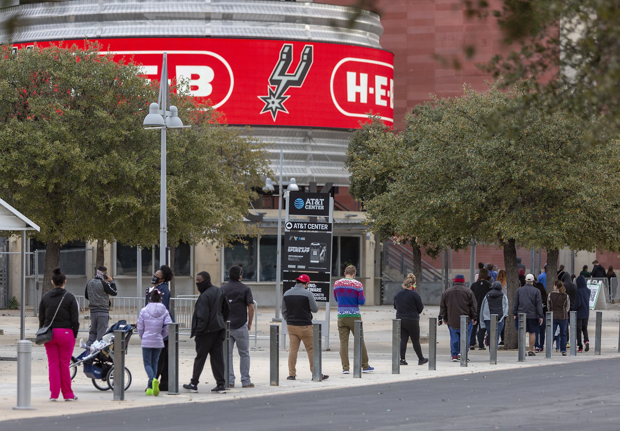 Community Labs set to replace COVID-19 testing at AT&T Center with 2 new sites - Vimarsana News