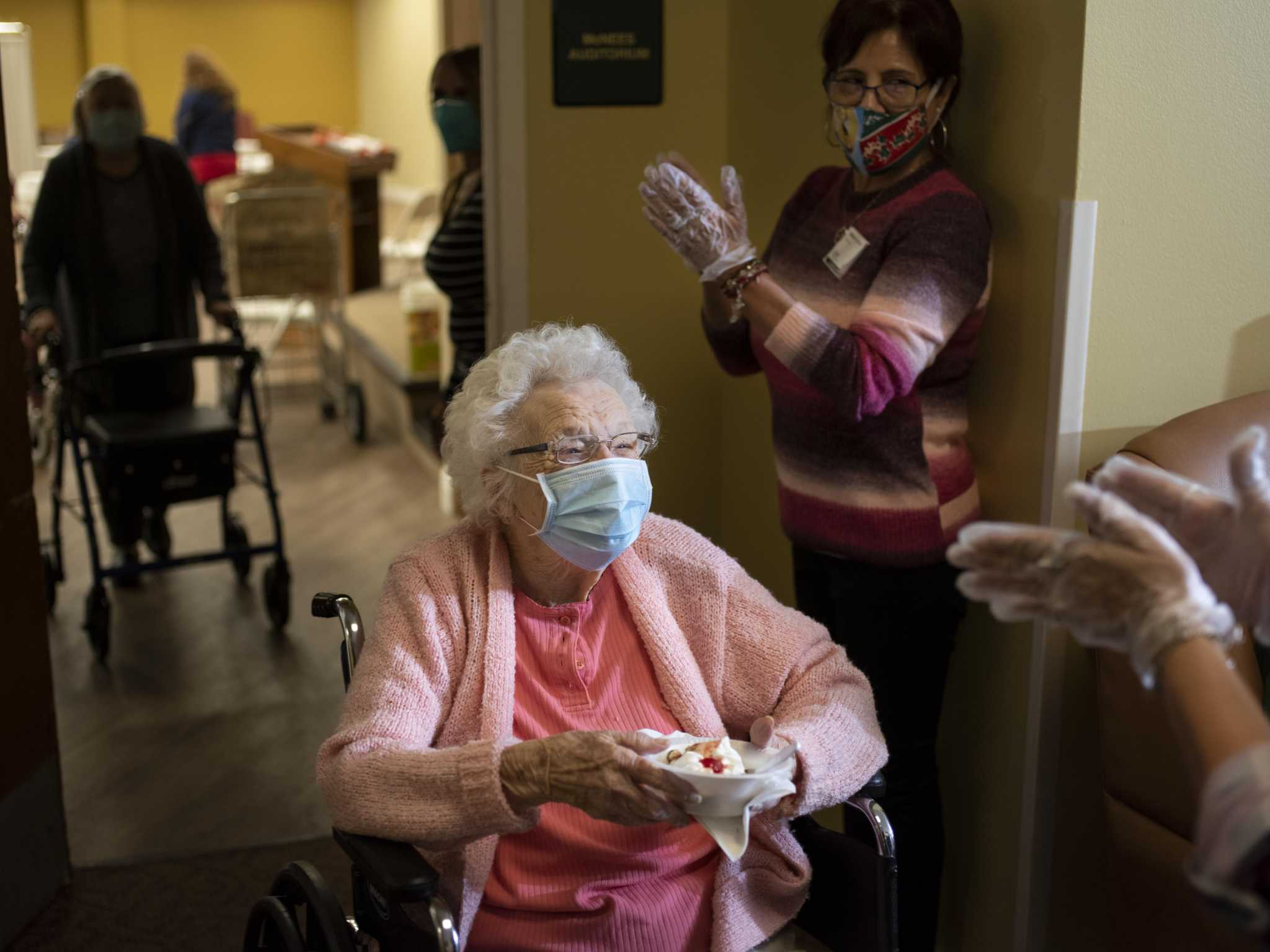 'It feels like a big relief;' San Antonio assisted living residents get first dose of coronavirus vaccine Tuesday - Vimarsana News
