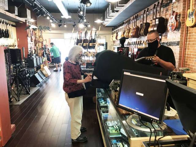 Edwardsville music stores survive the pandemic - Vimarsana News