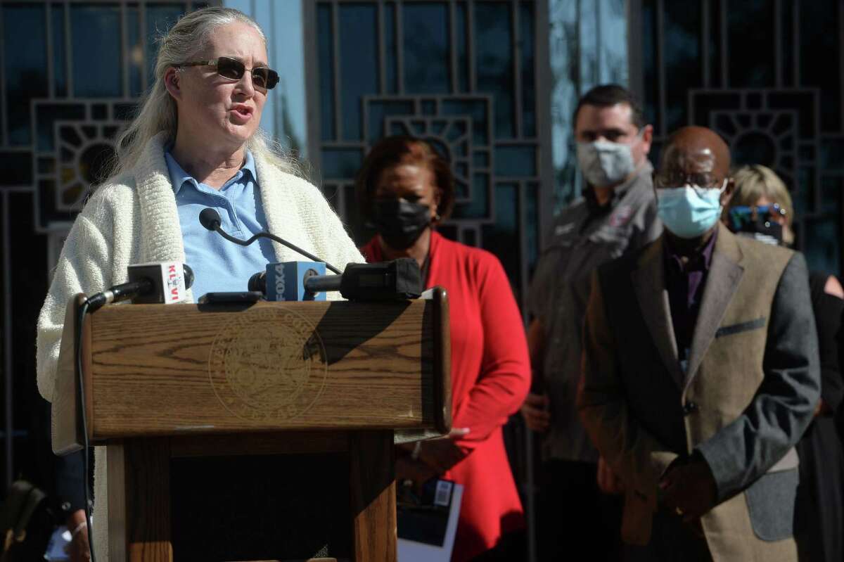 Hardin County's Dr. Jana Winberg addresses the crowd during a multi-county press conference held by city and county leaders and health officials at Jefferson County Courthouse. Photo taken Wednesday, November 18, 2020 Kim Brent/The Enterprise