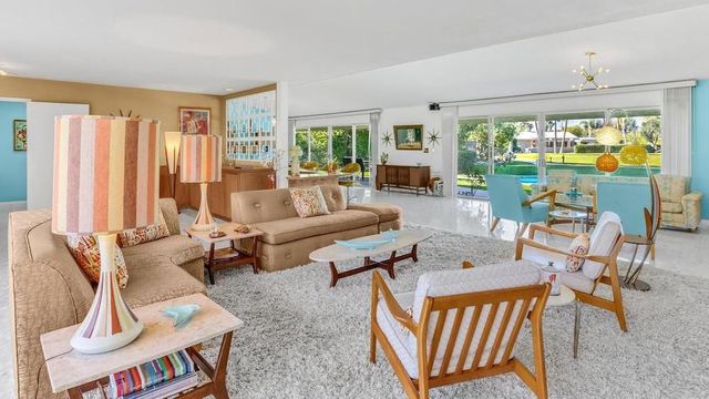 Award-Winning Midcentury Modern Restoration in Rancho Mirage, CA, Is Listed for $1.3M - Vimarsana News