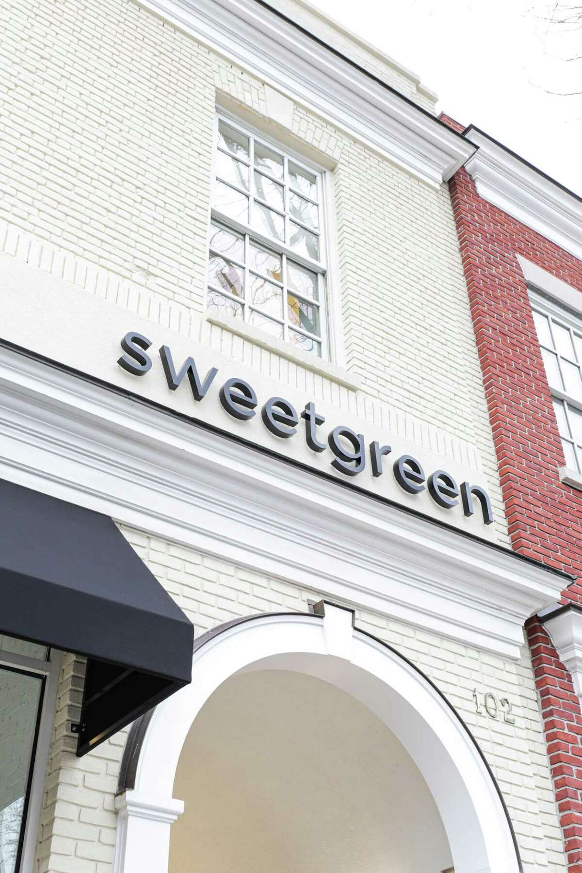 Sweetgreen opens fast casual salad restaurant on Greenwich Avenue