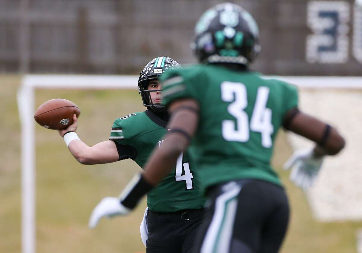 Manvel falls to Cedar Park in regional final