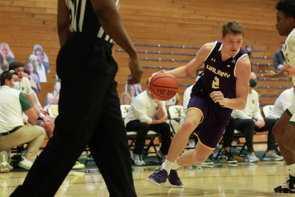 UAlbany rallies from 18 points behind to knock off Vermont