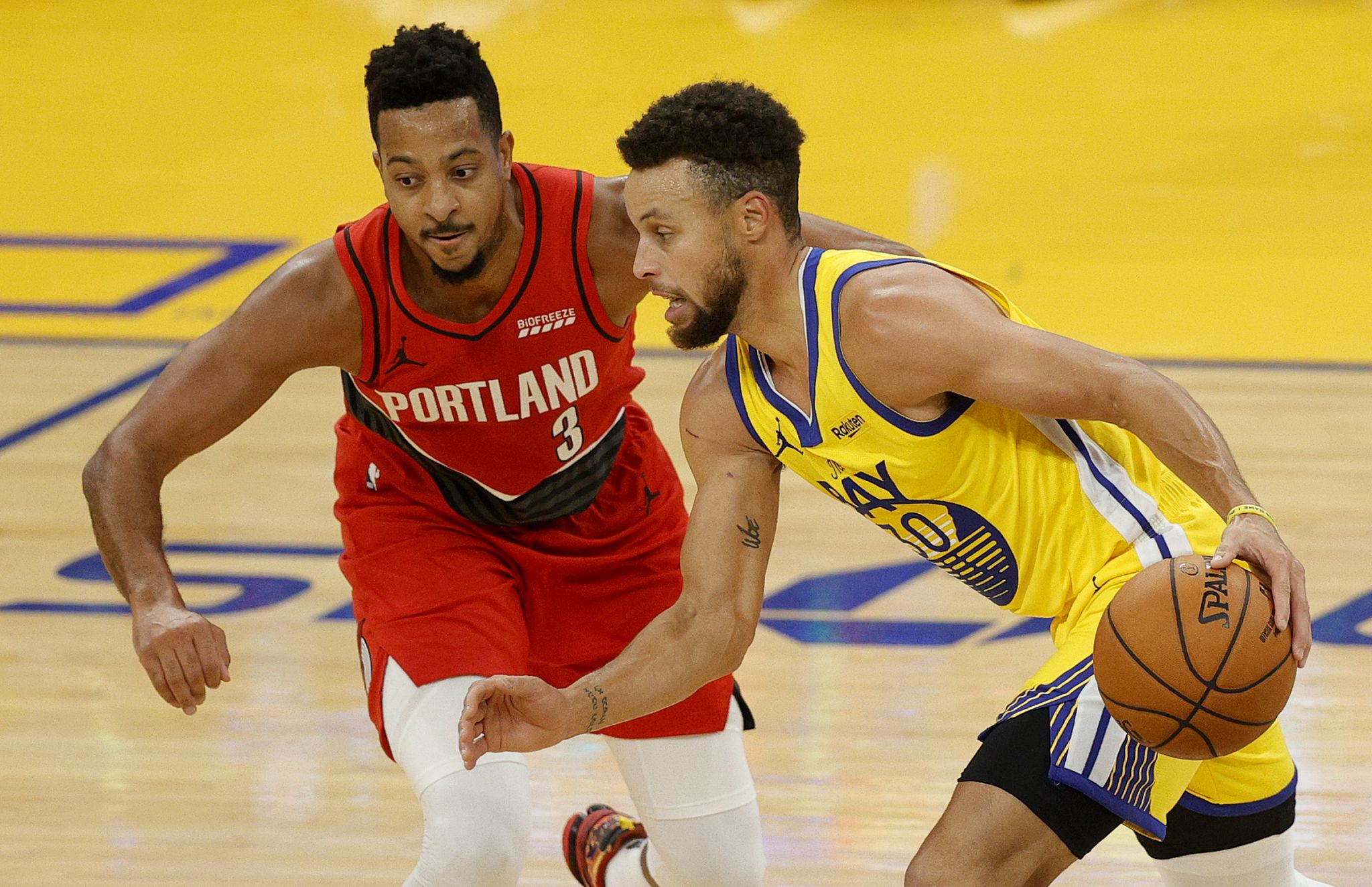 Warriors’ Steph Curry erupts for career-high 62 points in win over Trail Blazers