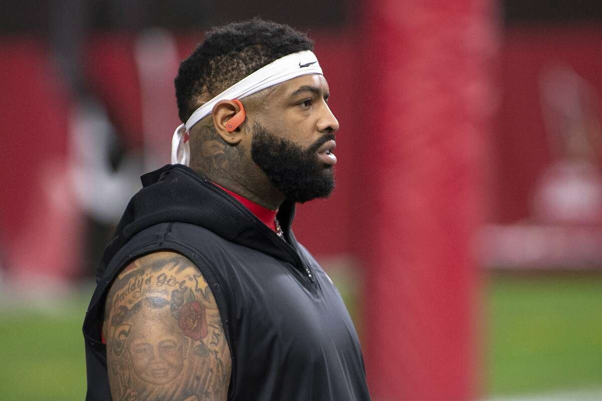 San Francisco 49ers offensive tackle Trent Williams (71) warms up prior to an NFL football game against the Arizona Cardinals, Saturday, Dec. 26, 2020, in Glendale, Ariz. (AP Photo/Jennifer Stewart)