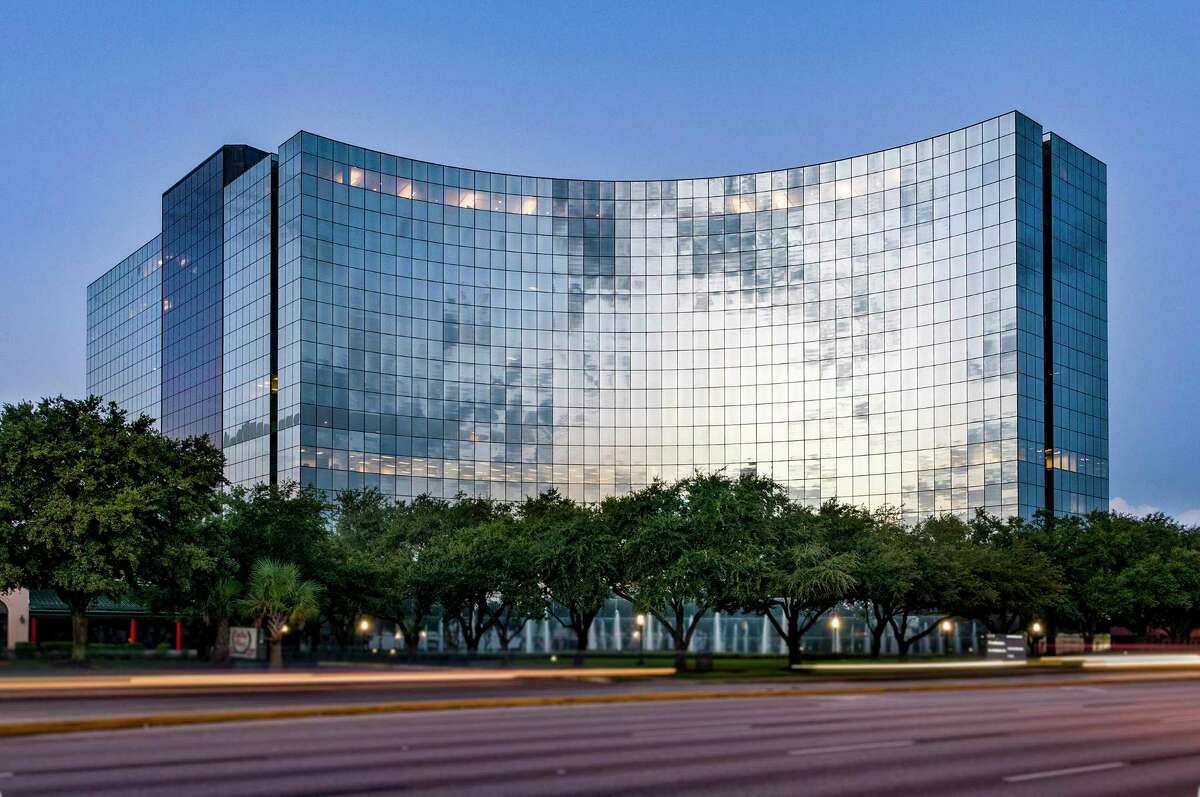 Regus renewed its lease in One Westchase Center.