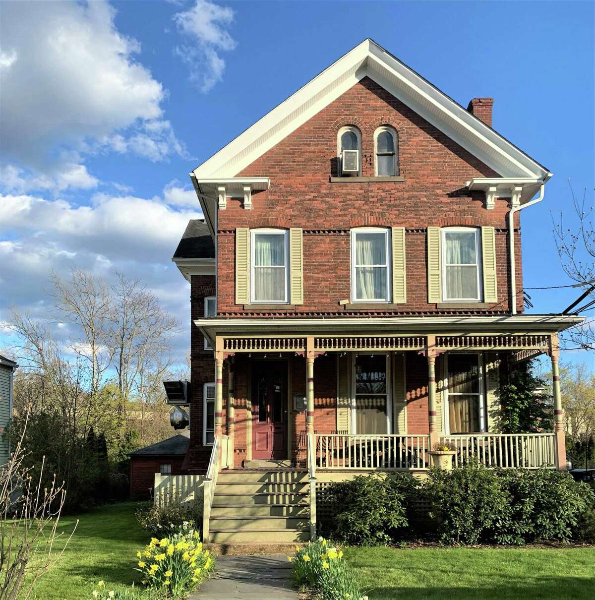 Former Middletown 1850s jail now home to gourmet pub