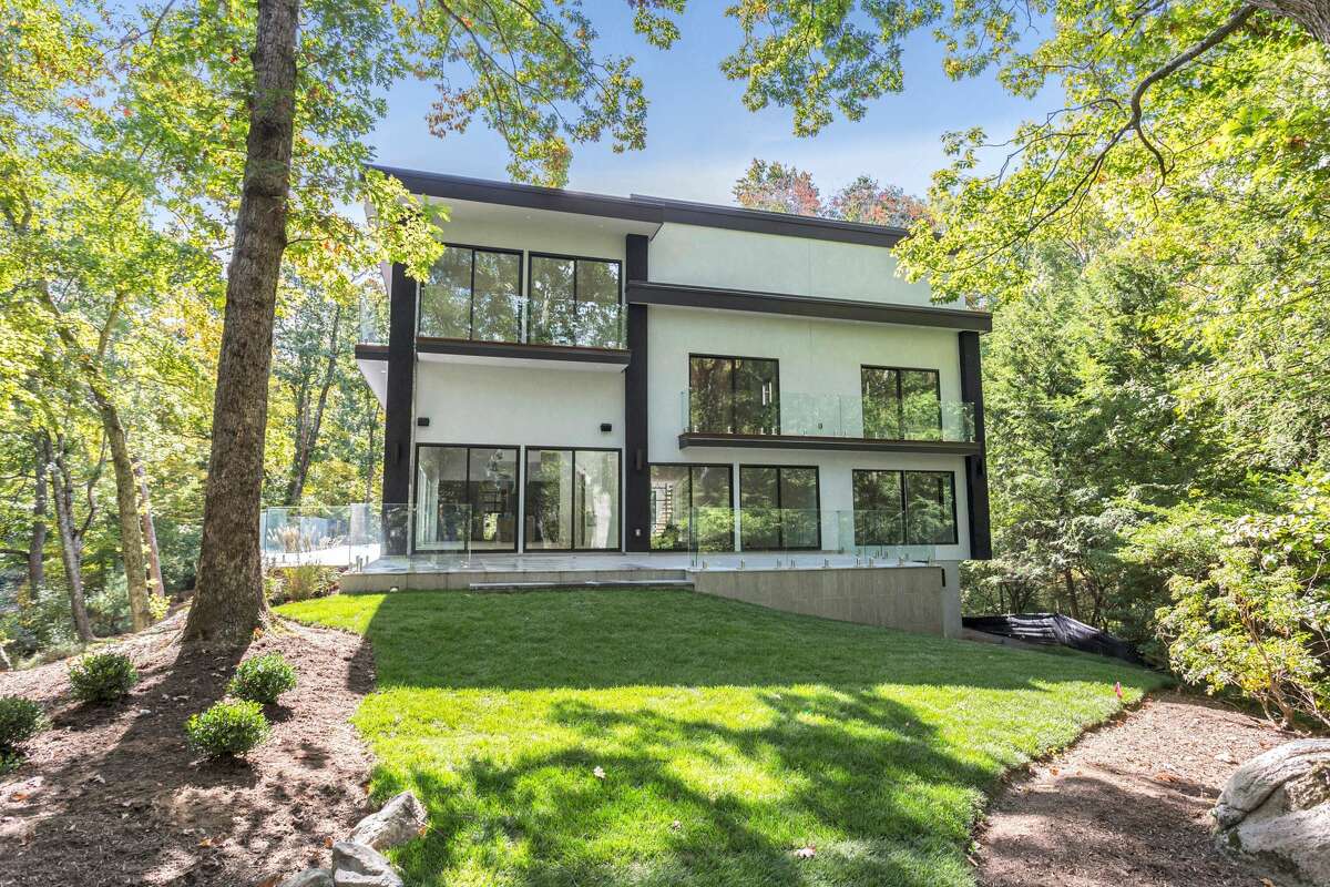 On the market: Late 1970s contemporary in Greenwich with elevator