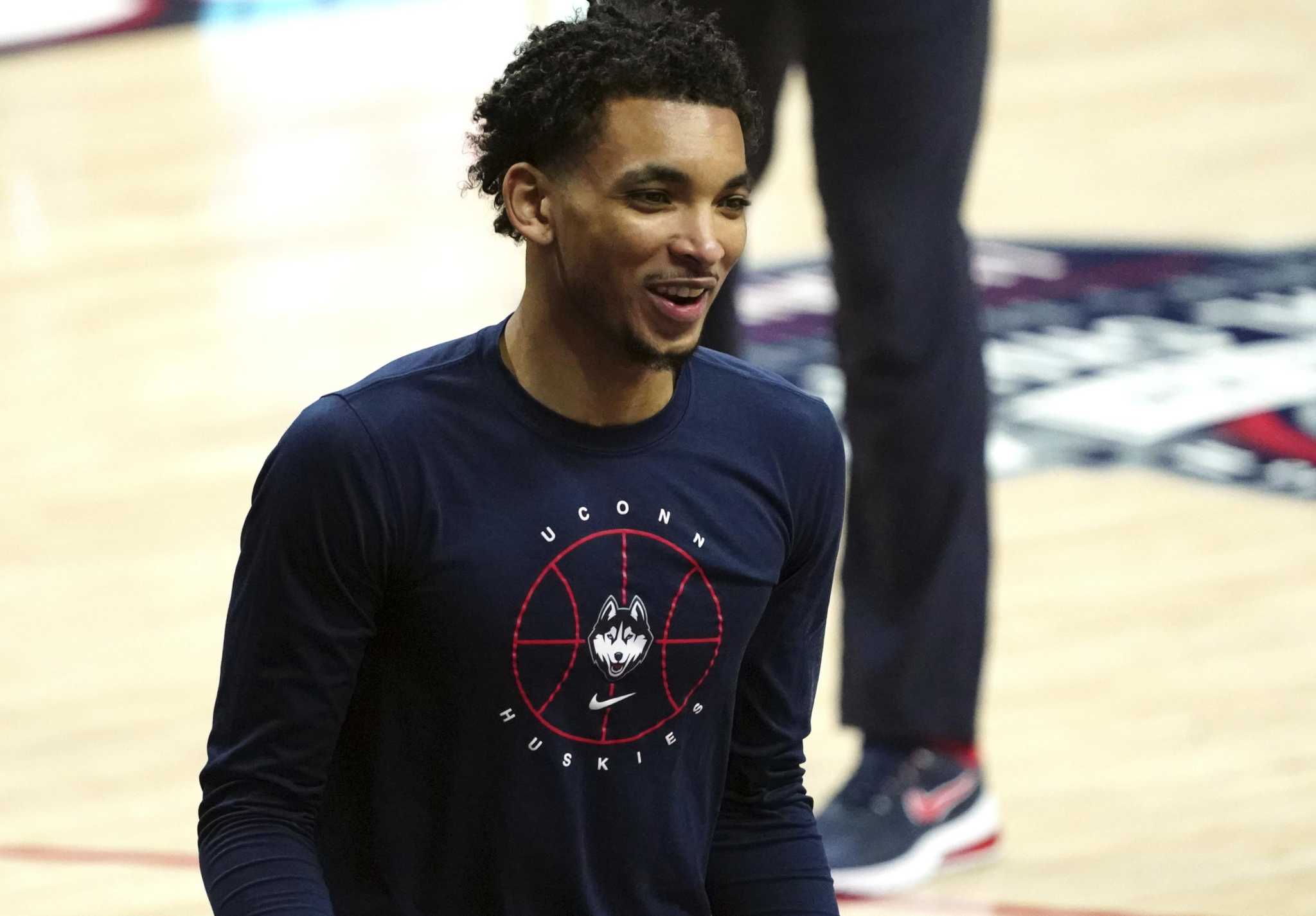 James Bouknight is ready for challenge, spotlight that comes with being  UConn men's star attraction – Hartford Courant