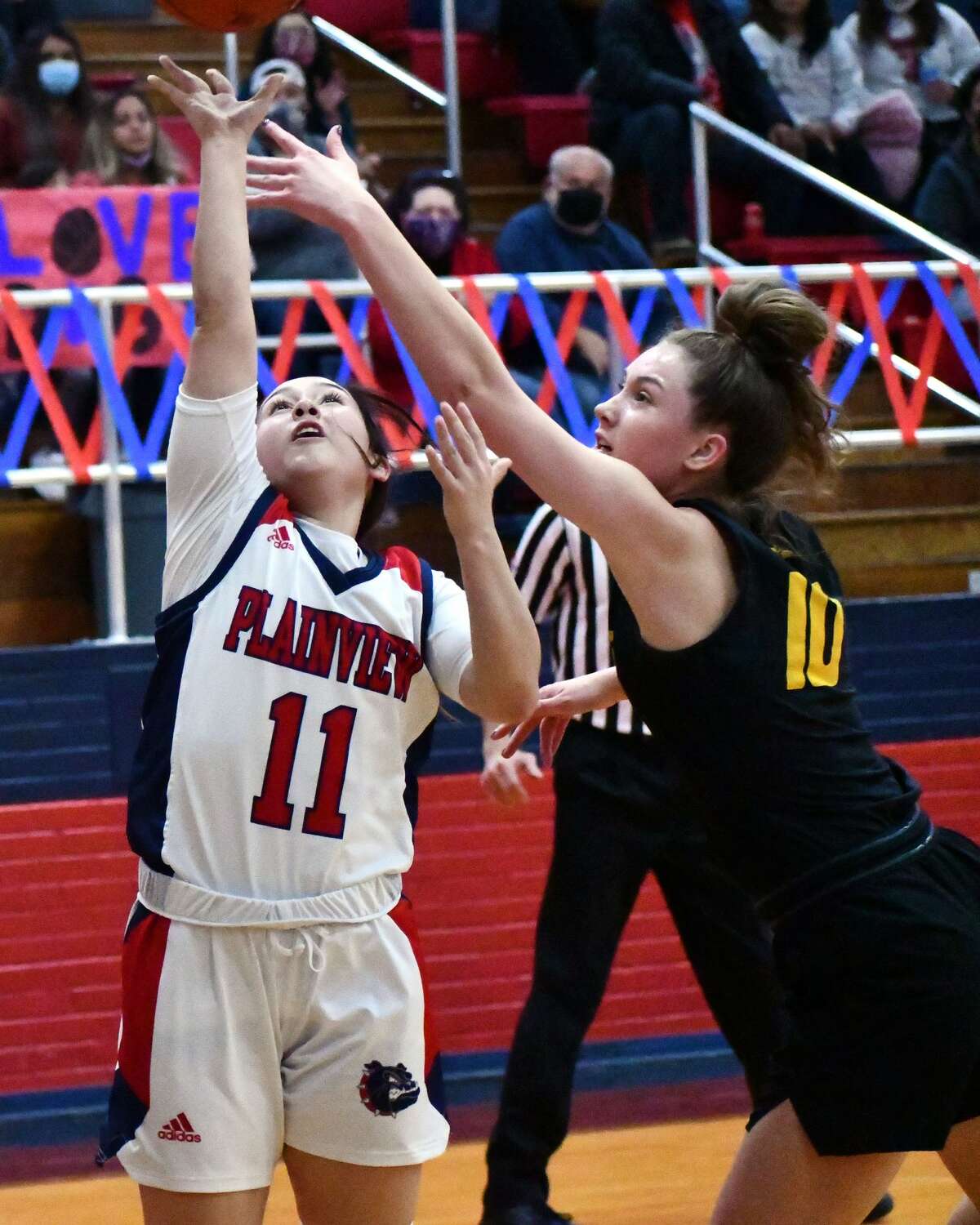 Photo Gallery: Lady Bulldogs Upset No. 2 Lady Sandies