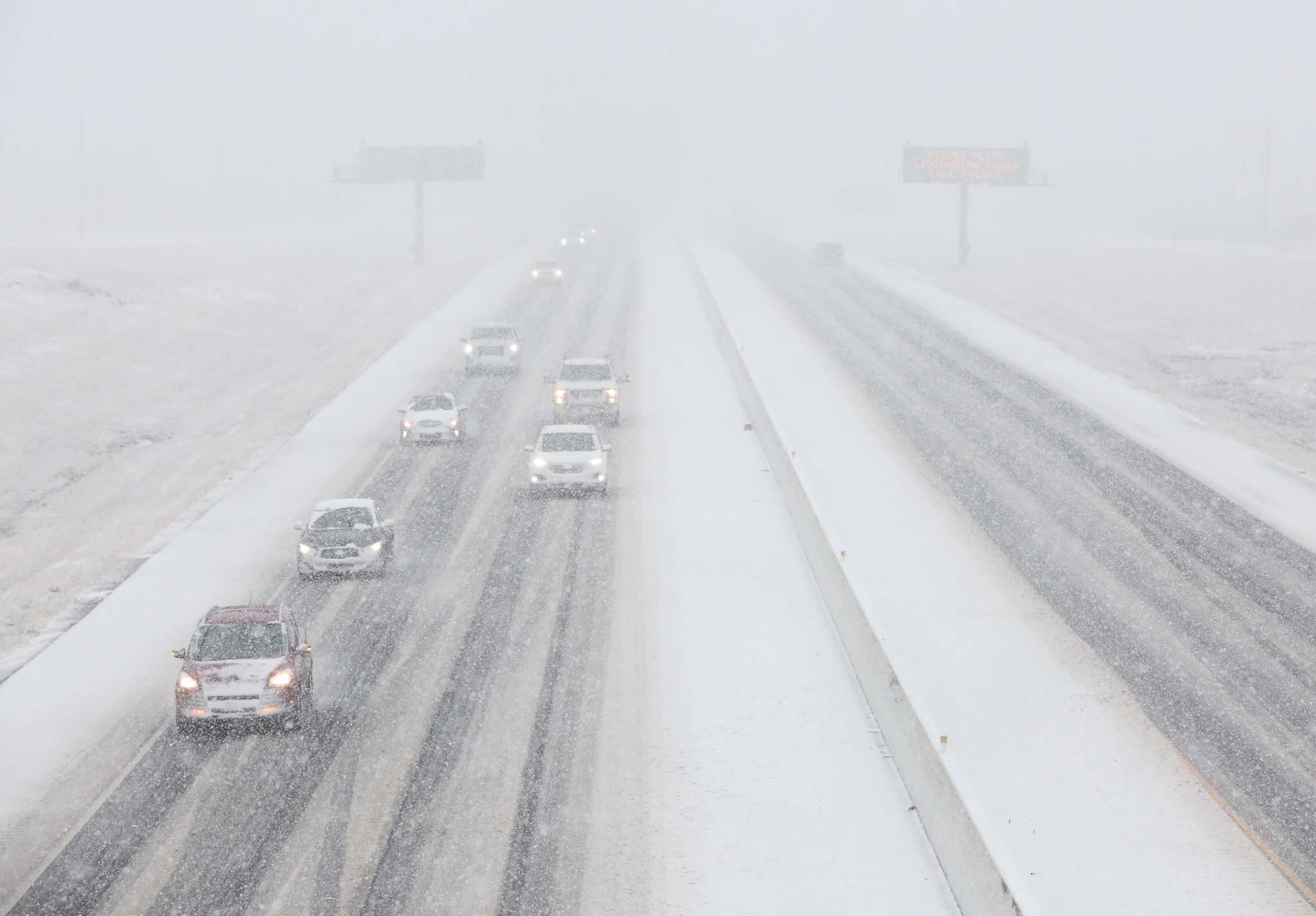 Parts of Texas saw up to 9 inches of snow yesterday