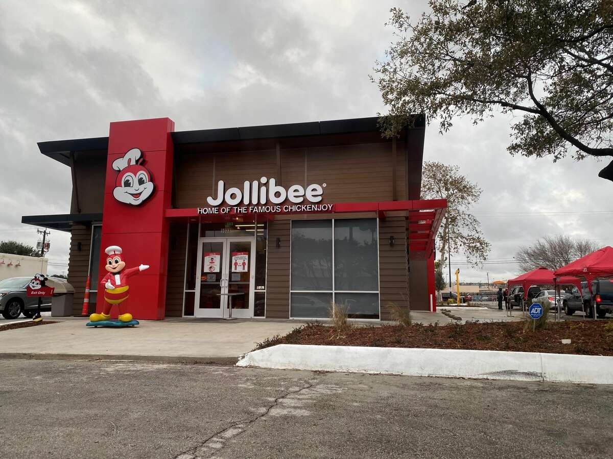 30 Things I Learned During My First Jollibee Experience In San Antonio