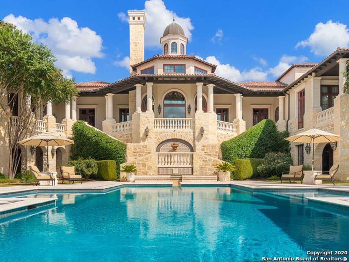 S.A. real estate What is a luxury home?