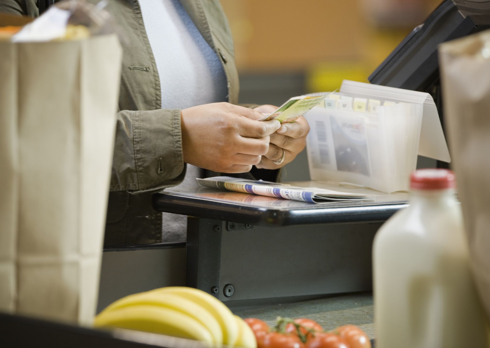 Shopportunist: Basics of trimming food bill with coupons - Vimarsana News