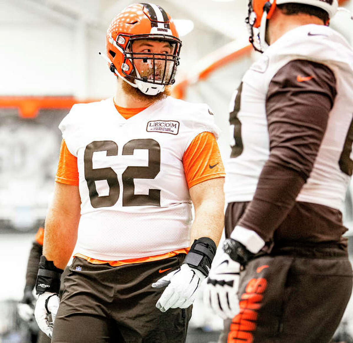 Jacksonville High School's Blake Hance makes NFL debut in Cleveland Browns'  victory over Pittsburgh