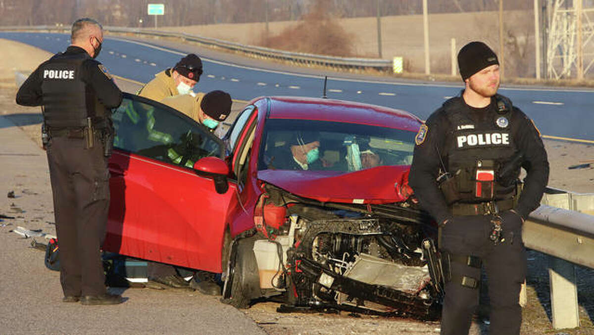 One hurt in East Alton