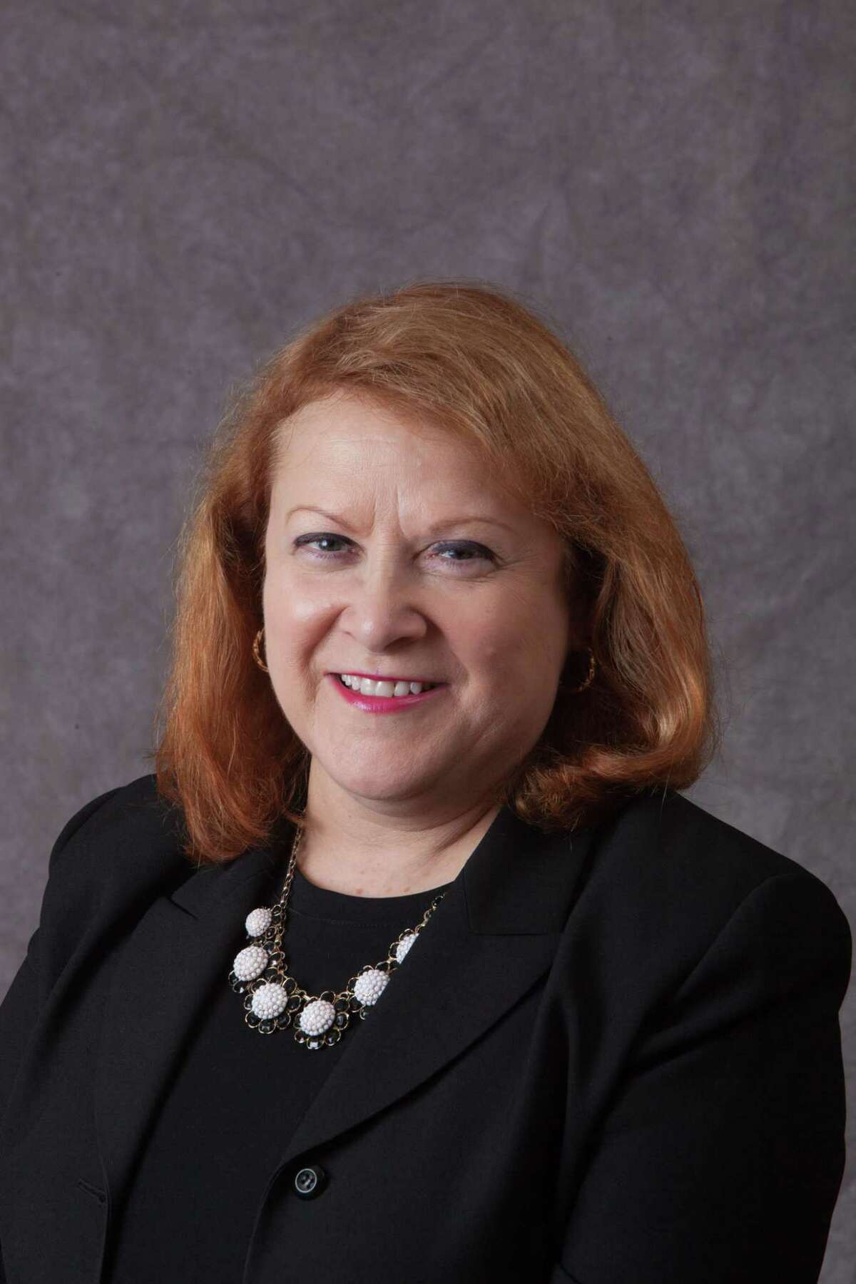 Lucinda Timpanelli, Trumbull Board of Education chairman
