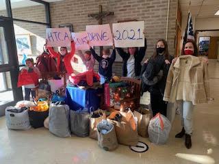 'Generous hearts': Shelton school donates coats to domestic violence center - Vimarsana News