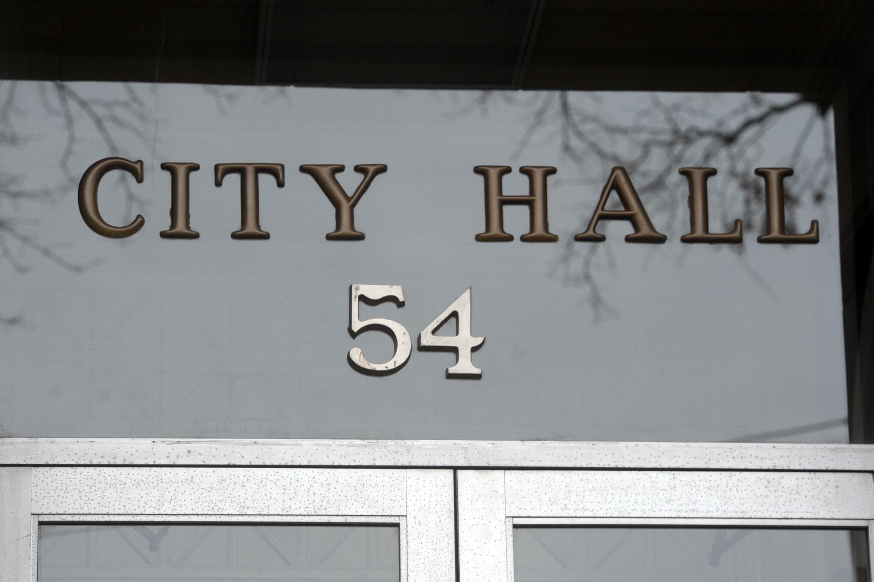 Shelton to aid Derby with tax collector, building department services