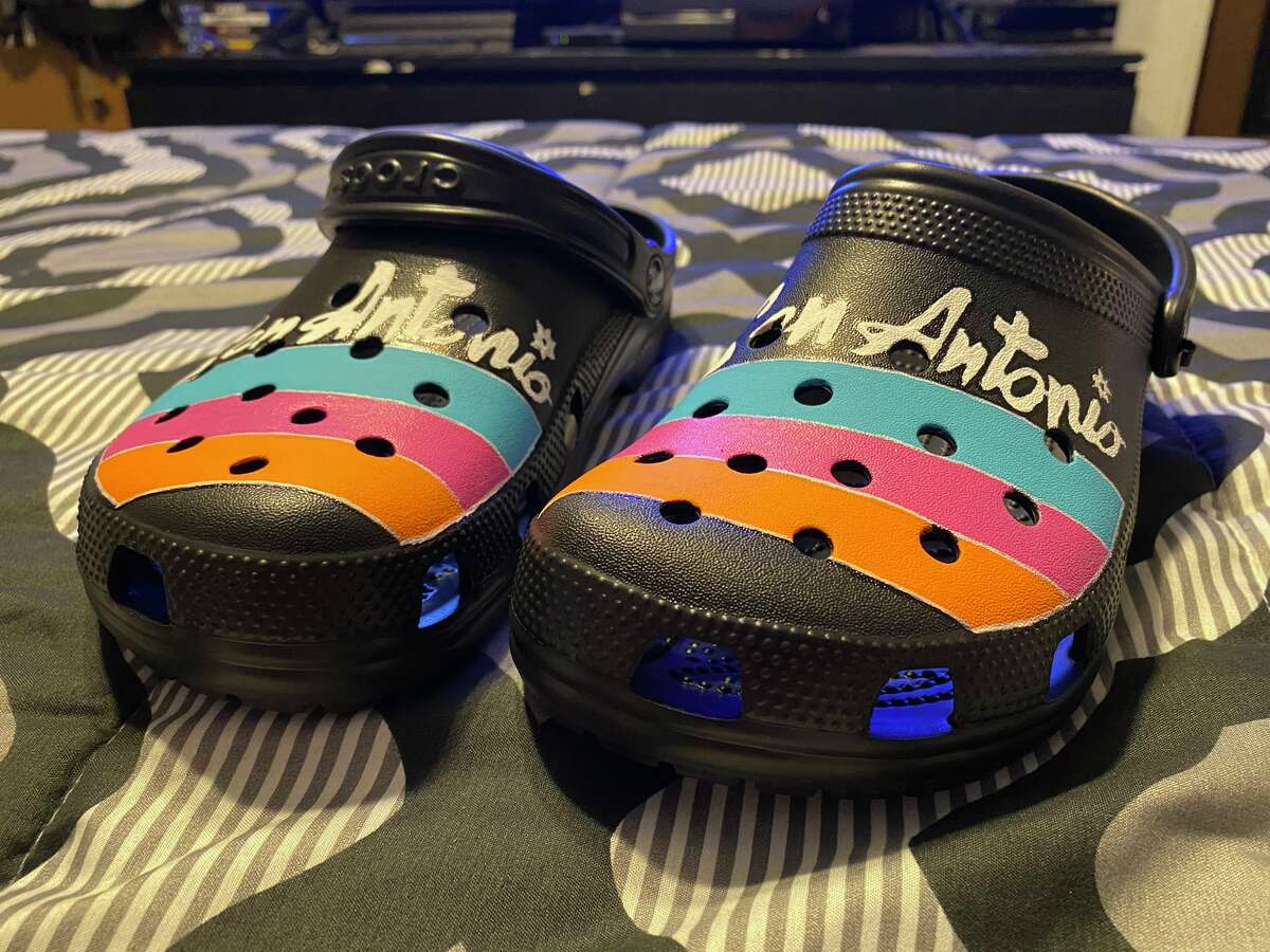 custom crocs with pictures