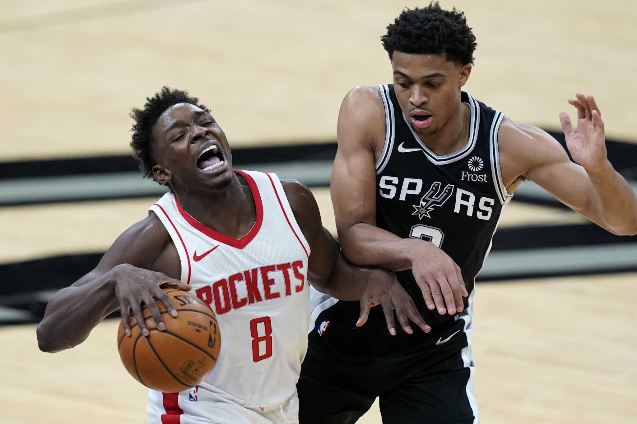 San Antonio Spurs seek redemption in rematch with remade Houston Rockets