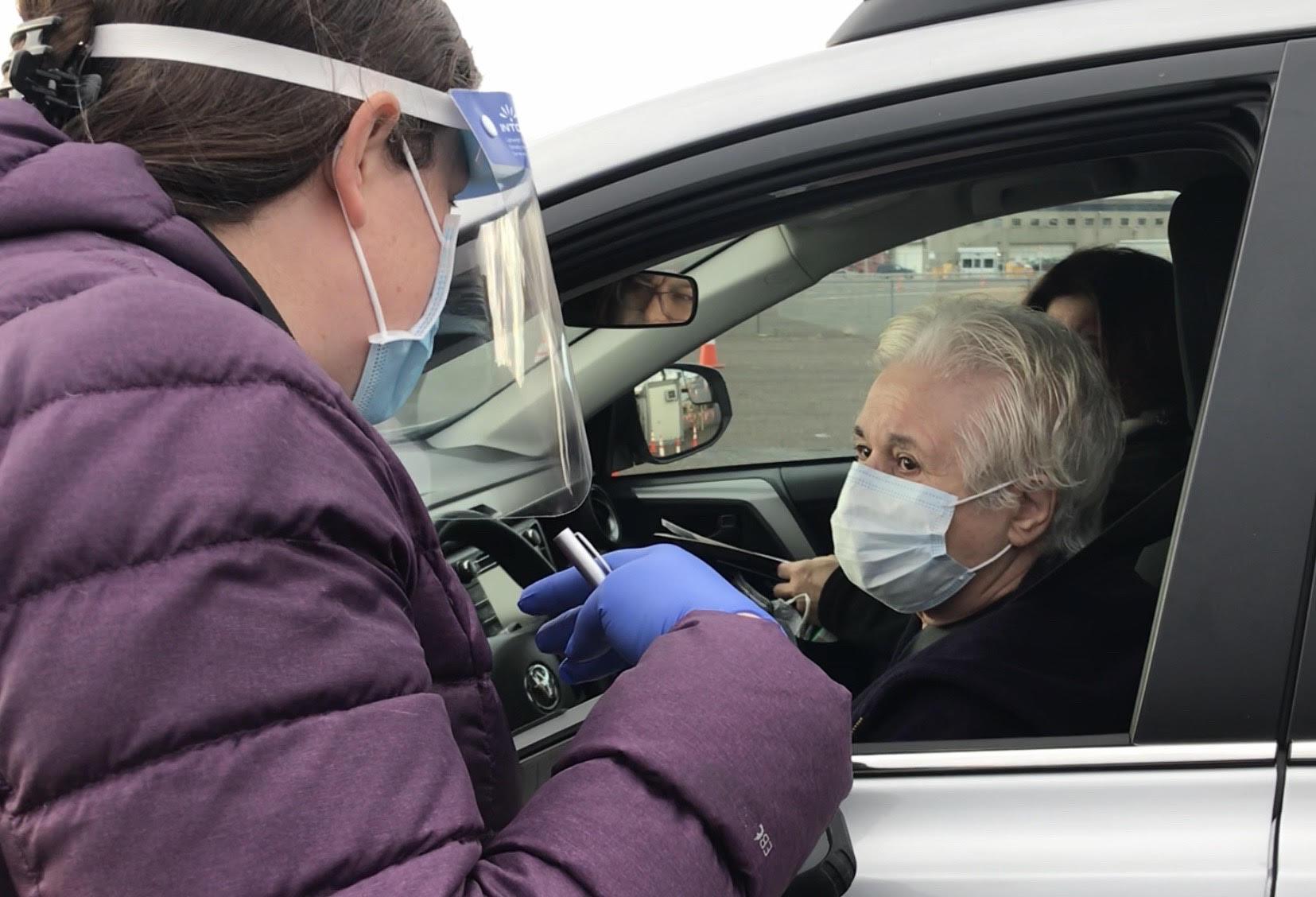 Dan Haar: COVID 'Vaccine Village' comes to life on an East Hartford runway - Vimarsana News