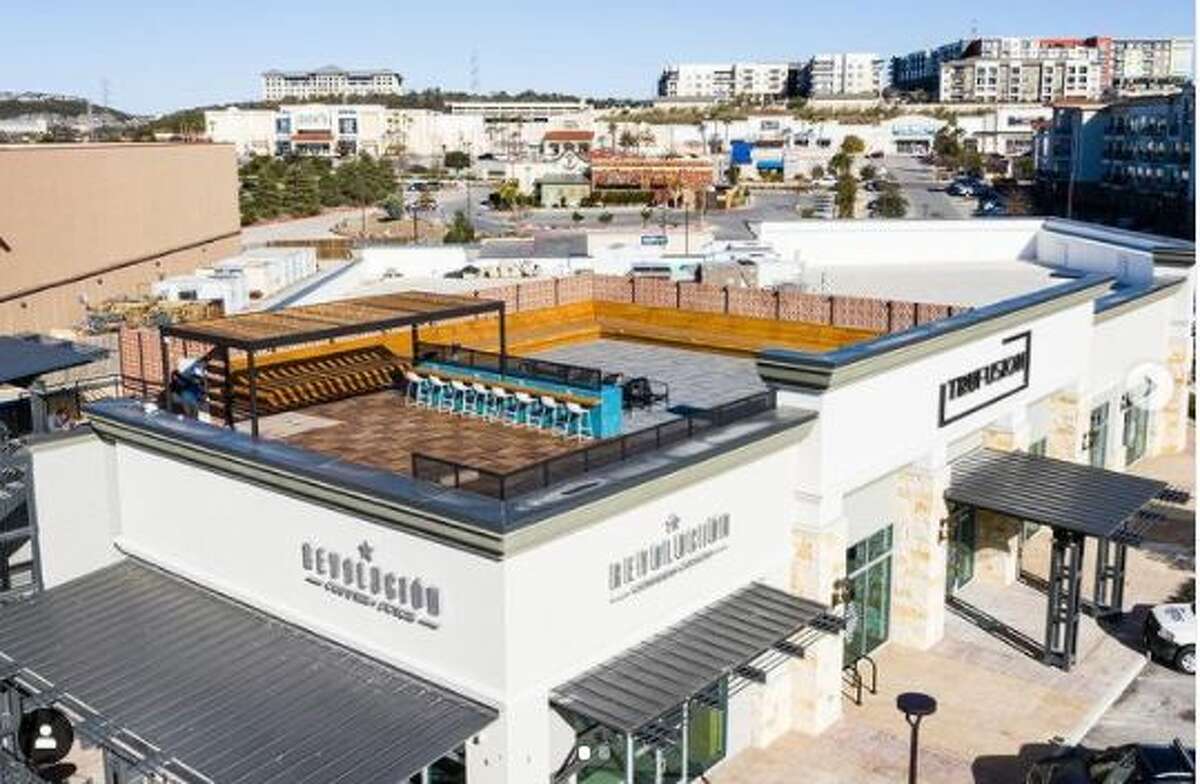 Rooftop coffee and juice bar opens at San Antonio Rim