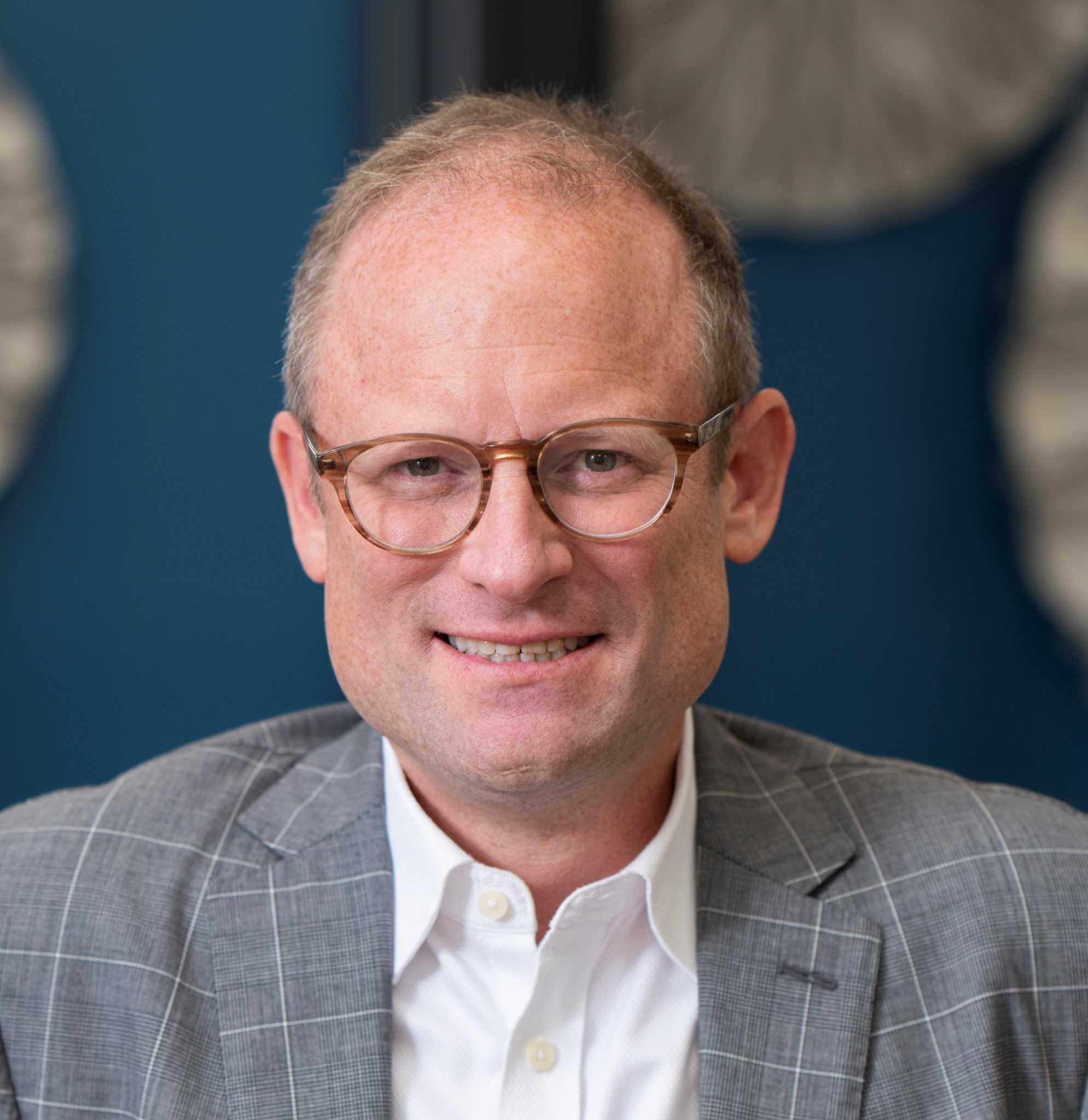 Take a ‘Walk Across Continents’ at New Canaan Library