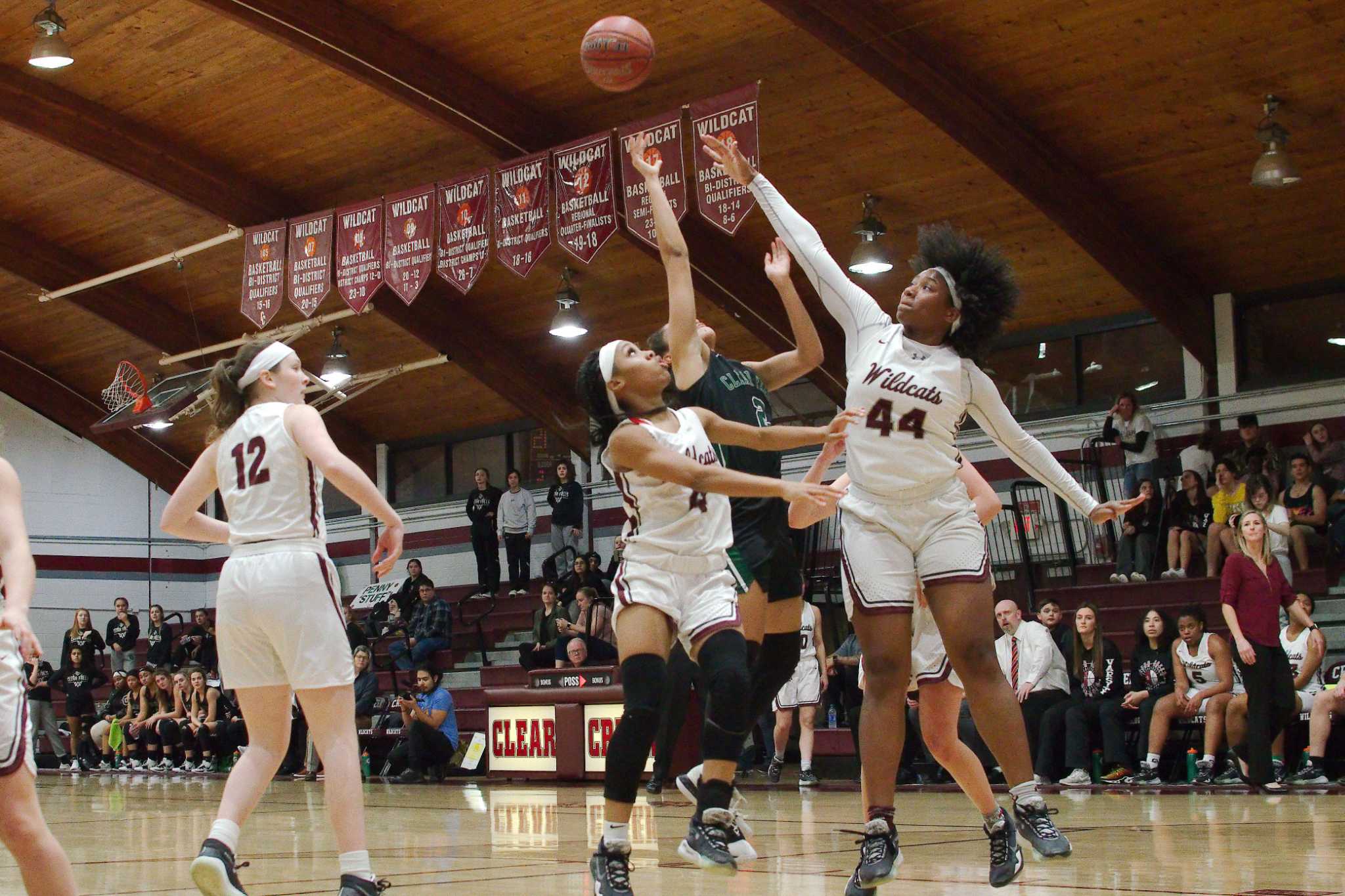 BOYS HOOPS: Montgomery falls to Kingwood Park in critical game