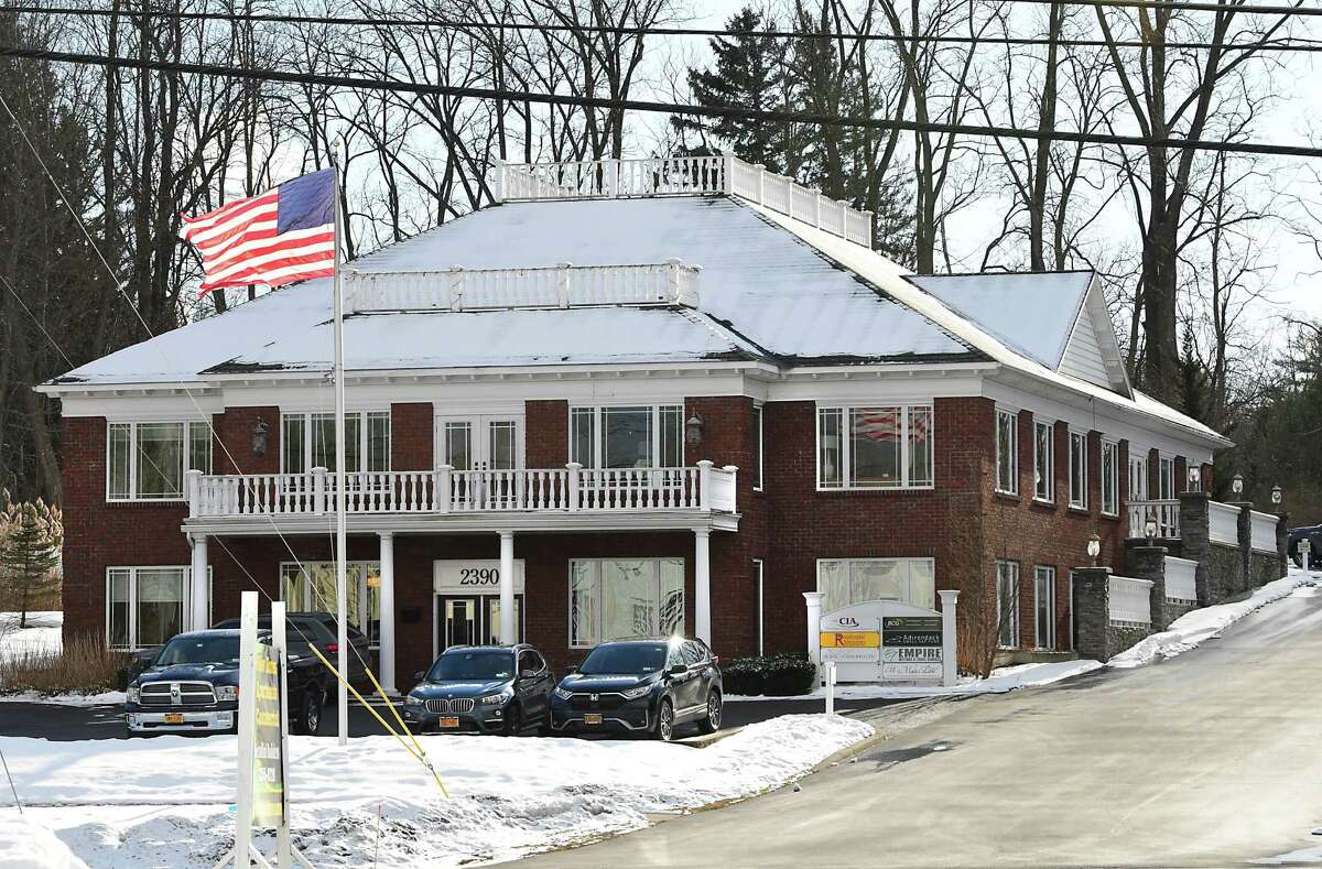 Guilderland residents battle over building's proposed new height