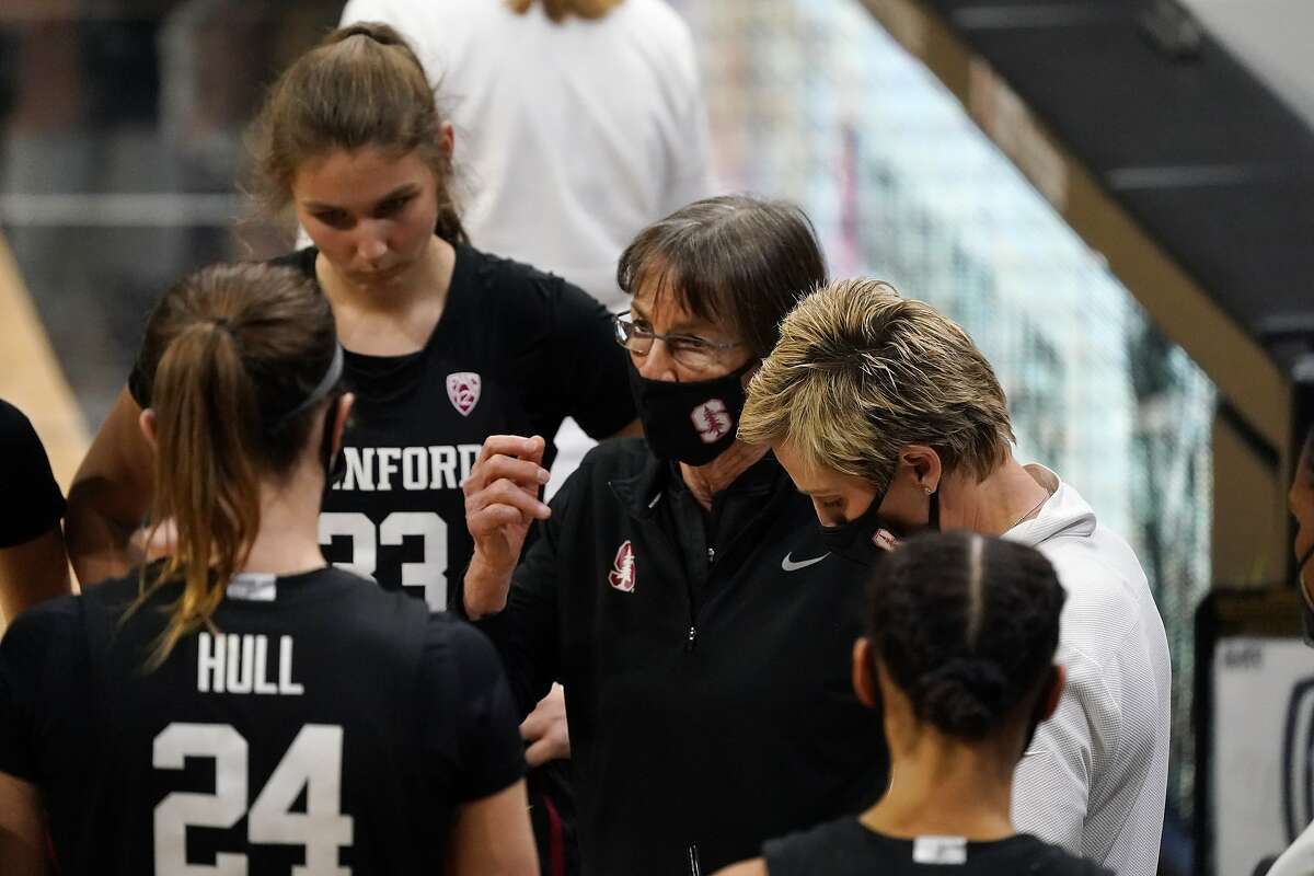 Coming off their first loss of the season at Colorado in overtime on Sunday, fifth-ranked Stanford and head coach Tara VanDerveer face No. 6 UCLA in Santa Cruz at 7 p.m. Friday (Pac-12 Network).