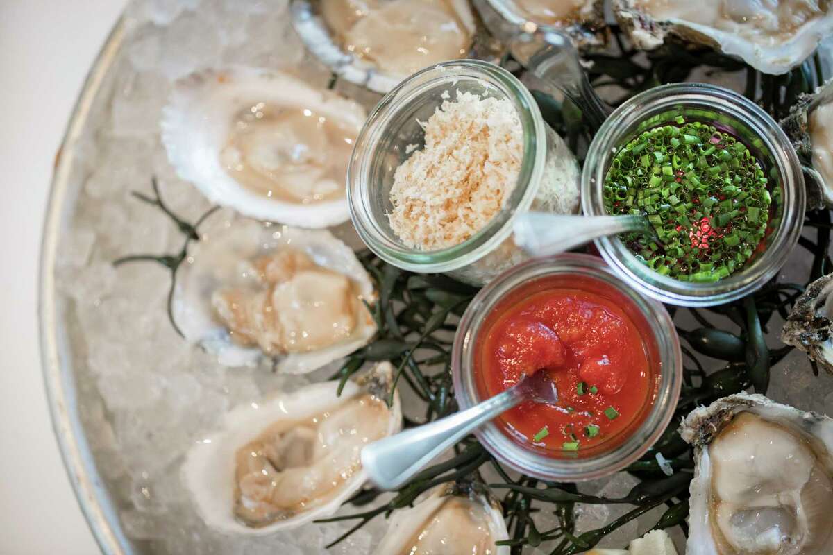 41 spots around Houston to order the best oysters