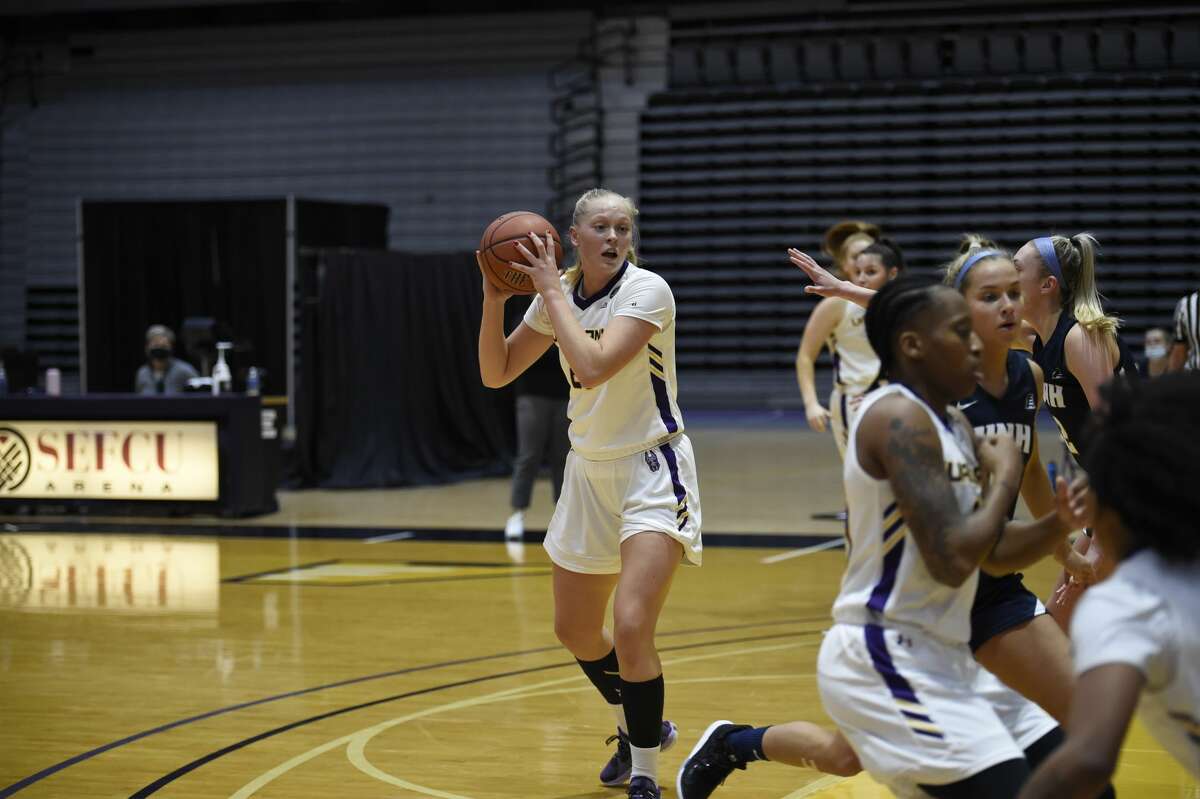UAlbany's Helene Haegerstrand looks for a teammate in an America East women's basketball game Saturday, Jan. 23, 2021, at SEFCU Arena in Albany. (Kathleen Helman/UAlbany athletics)