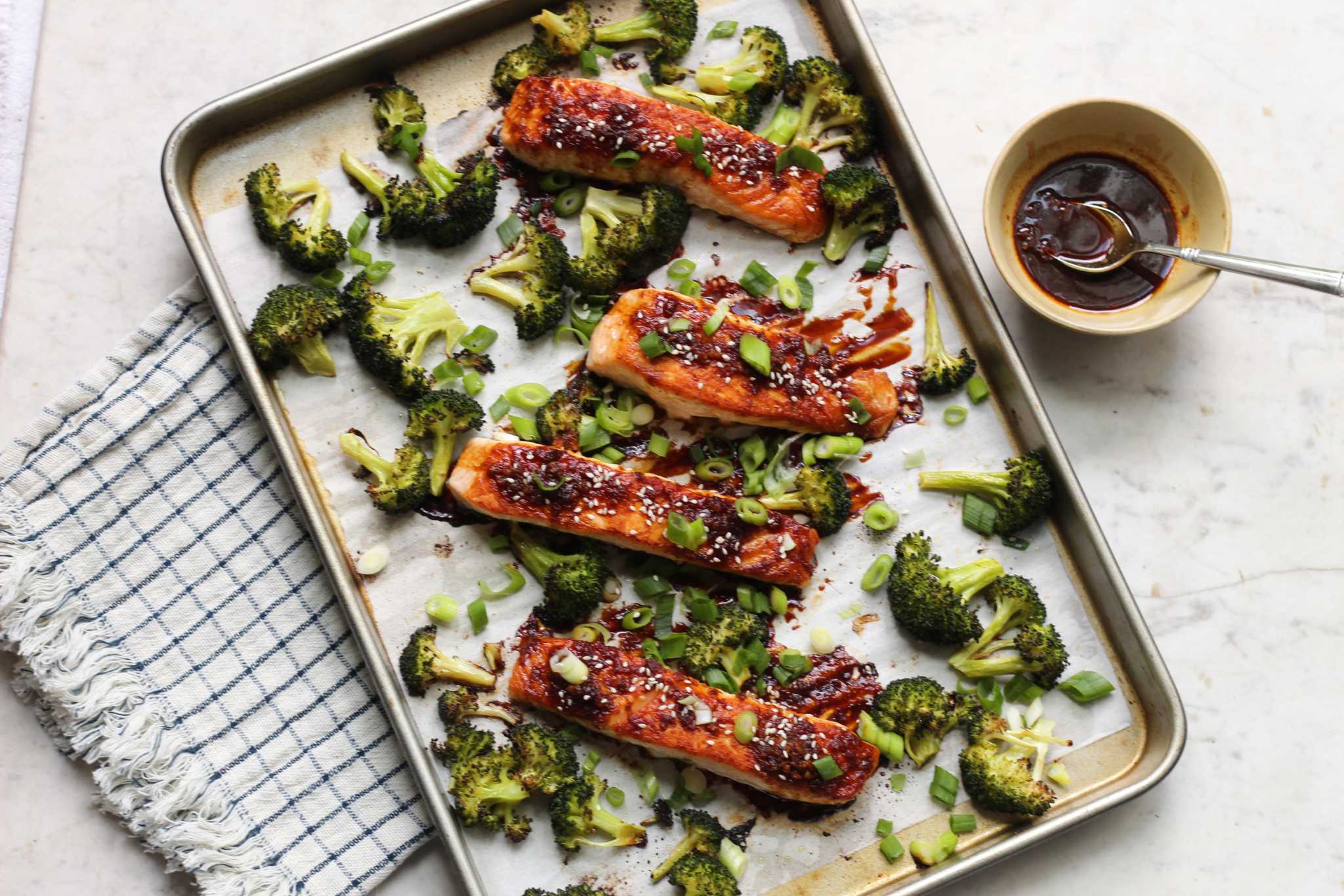Recipe Sheet Pan Soy Ginger Salmon and Broccoli