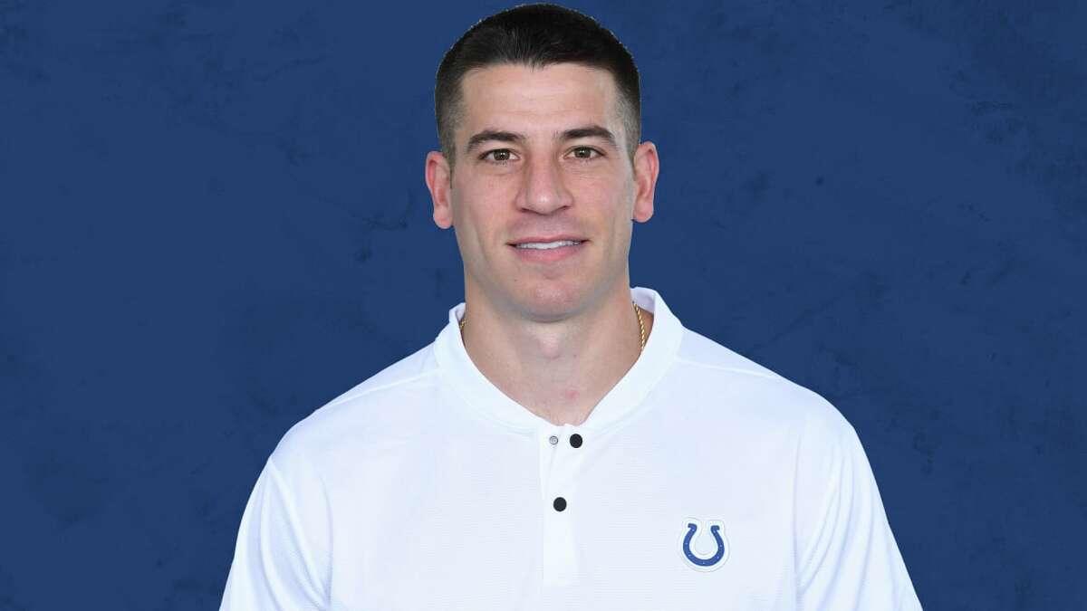Texans interview Colts assistant Frank Ross for special-teams coordinator