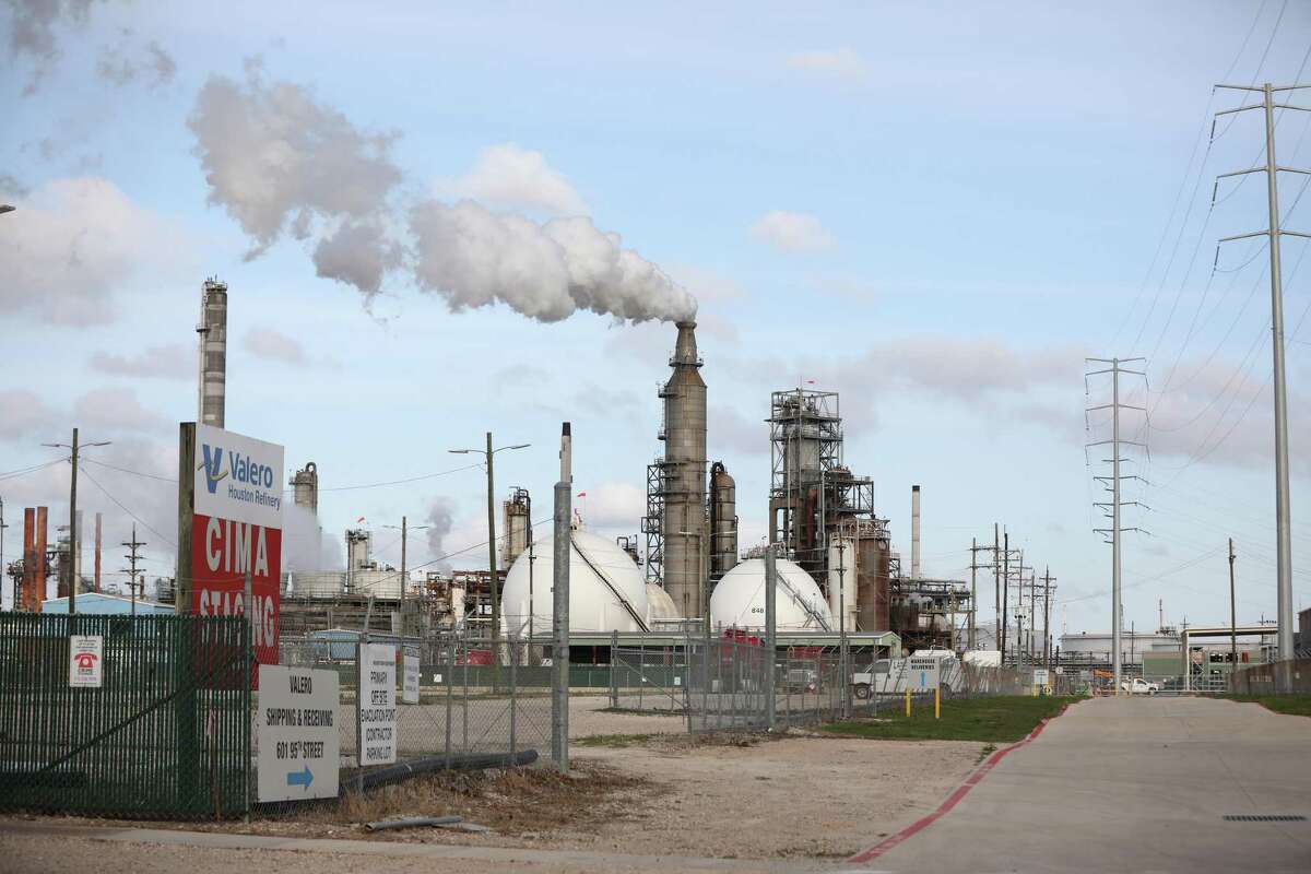 The Valero Energy Corp. Houston refinery stands in Houston, Texas, U.S., on Sunday, March 8, 2020. Photographer: Sharon Steinmann/Bloomberg