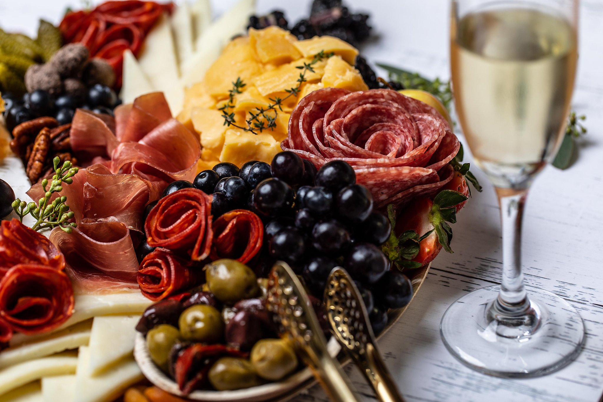 Bay Area charcuterie companies are thriving due to an unexpected demand: smaller, yet still fancy, boards for home - Vimarsana News